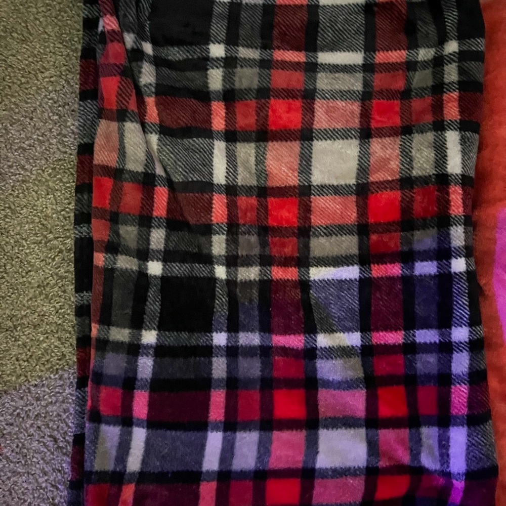 2 blankets bundle - Picture 3 of 3
